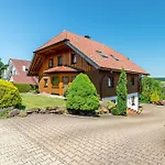 Apartment Haus Erlenmaier Schoemberg (Calw)